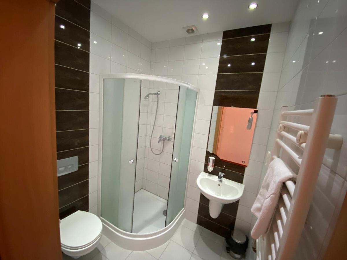 Hotel Tequila Międzyrzecz 外观 照片